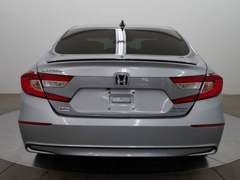 Used 2022 Honda Accord Sport image 6