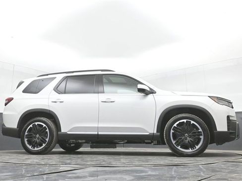 New 2026 Honda Pilot Touring image 52