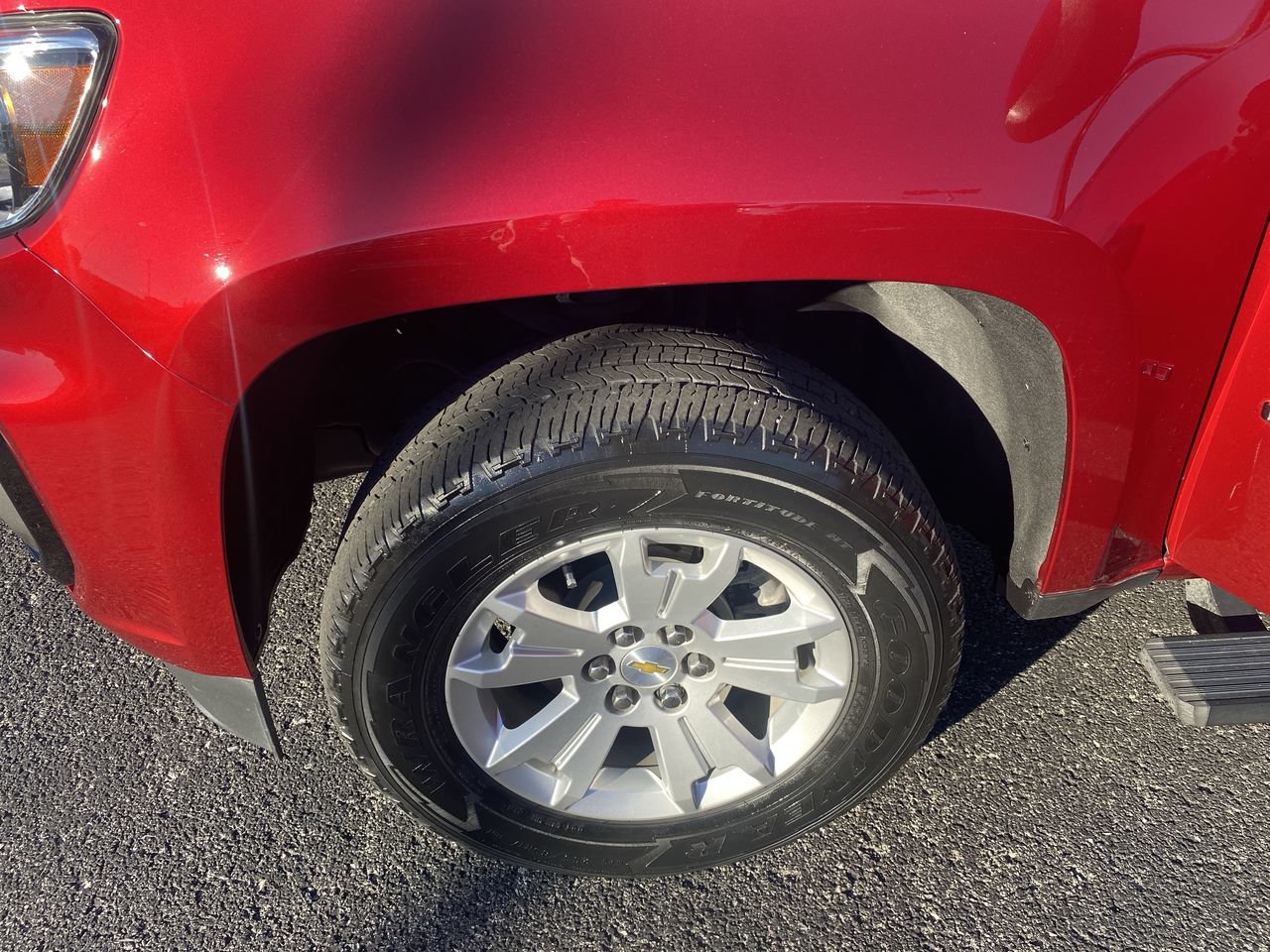 Used 2022 Chevrolet Colorado LT w/ Luxury Package RWD image 31