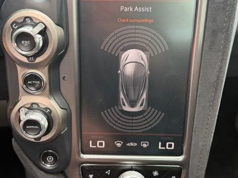 Used 2018 McLaren 720S RWD image 22