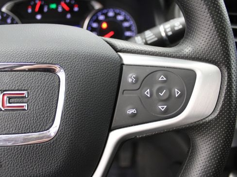 Used 2023 GMC Acadia SLE w/ Driver Convenience Package image 24