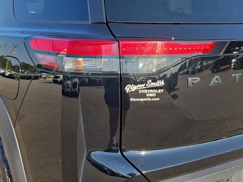 Used 2023 Nissan Pathfinder Rock Creek image 9