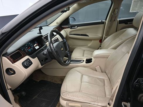 Used 2011 Chevrolet Impala LT w/ Luxury Edition Package image 15