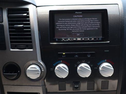 Used 2011 Toyota Tundra 2WD CrewMax w/ Tow Pkg image 22