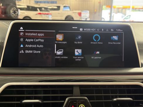 Used 2022 BMW 750i xDrive w/ Executive Package AWD/4WD image 6
