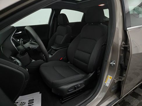 Used 2024 Chevrolet Malibu LT image 20