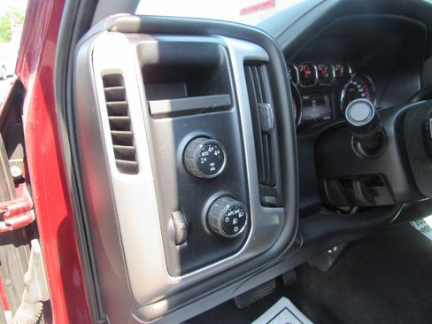 Used 2015 GMC Sierra 1500 SLE w/ SLE Value Package AWD/4WD image 13