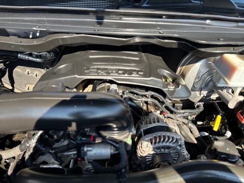 Used 2019 RAM 1500 Big Horn RWD image 31