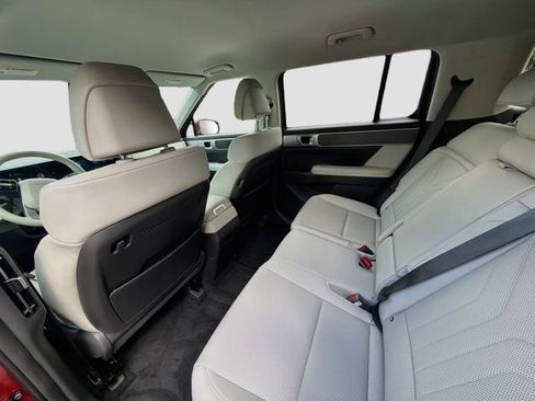 Certified 2026 Hyundai Santa Fe SEL FWD image 23