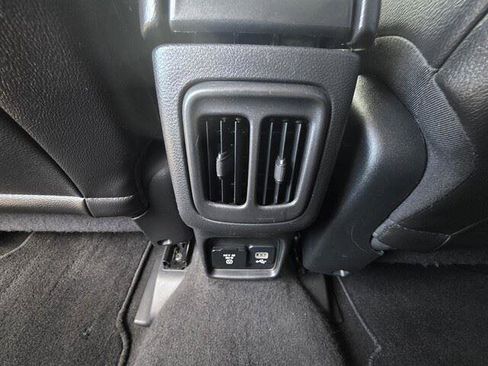 Used 2019 Jeep Compass Altitude image 31