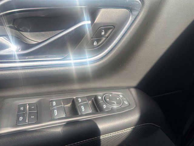 Used 2021 Chevrolet Tahoe Premier w/ Premium Package AWD/4WD image 19