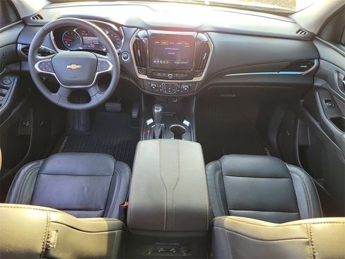 Used 2020 Chevrolet Traverse Premier image 16