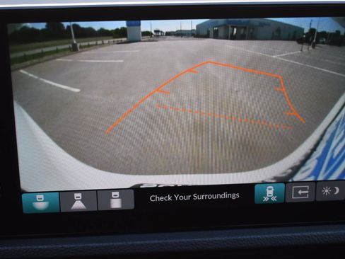 Used 2025 Honda CR-V EX-L image 5