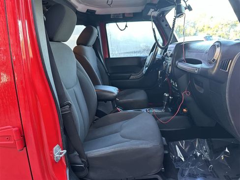 Used 2015 Jeep Wrangler Unlimited Sport w/ Quick Order Package 24S image 14