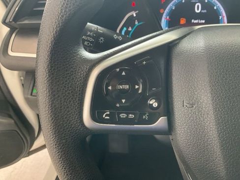 Used 2020 Honda Civic LX image 9