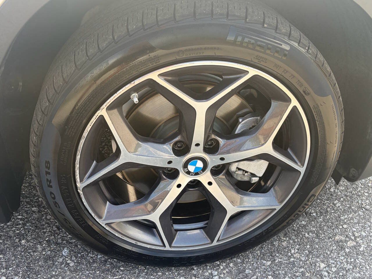 Used 2019 BMW X1 sDrive28i FWD image 13