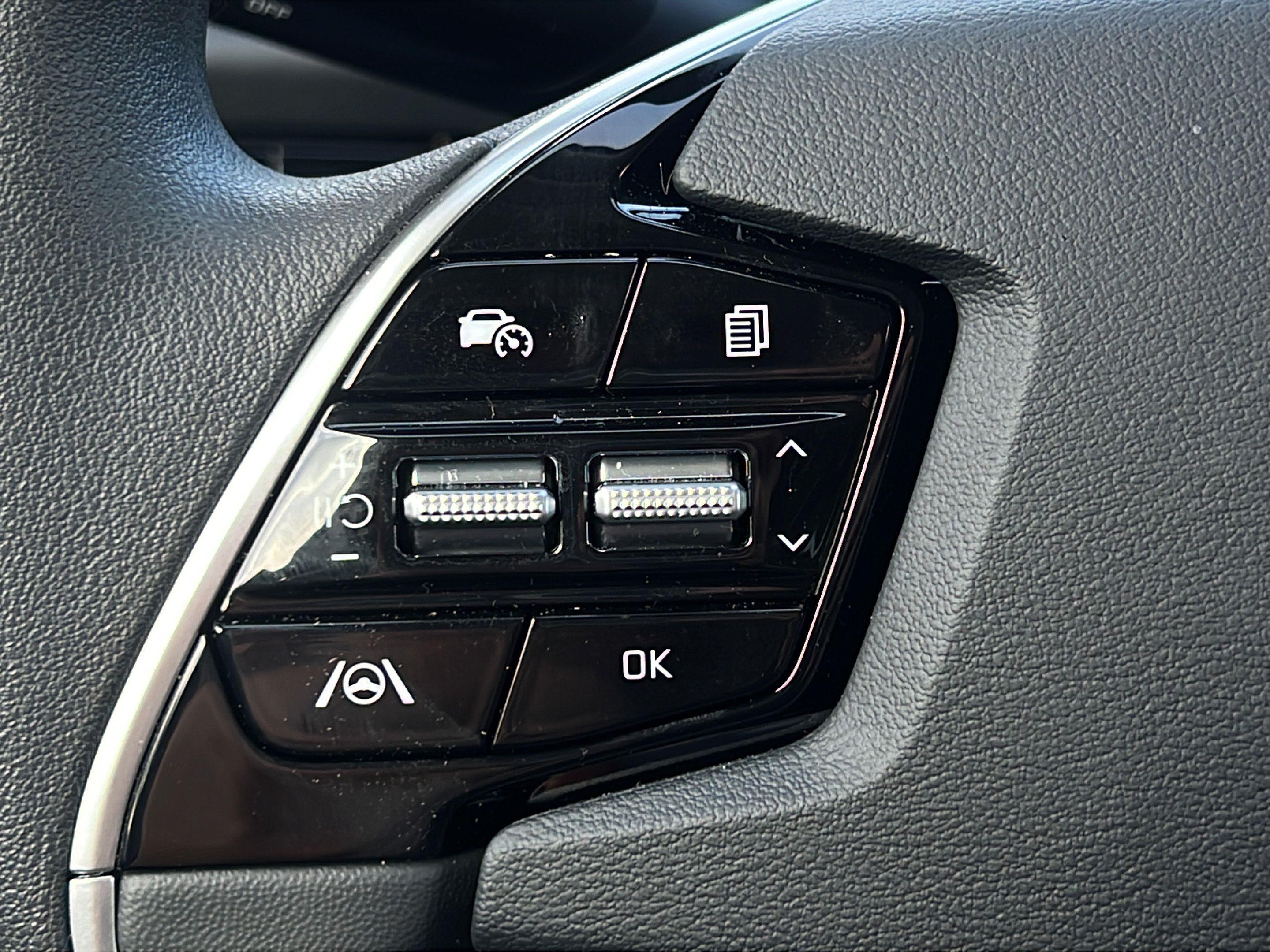 New 2026 Kia Niro LX FWD image 19