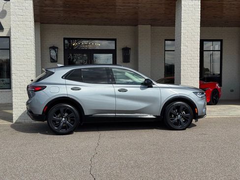 Used 2023 Buick Envision Essence w/ Sport Touring Package AWD/4WD image 14
