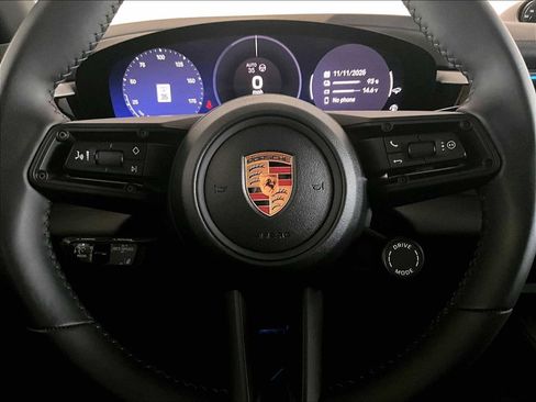 Used 2024 Porsche Macan 4 Electric image 18