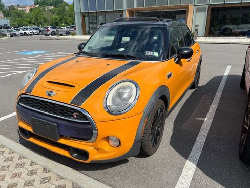 Used 2016 MINI Cooper S FWD image 2