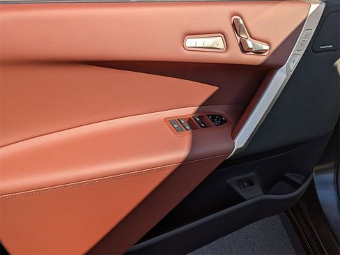 New 2026 BMW iX xDrive60 image 17