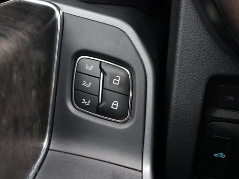 Used 2023 Ford F250 Lariat w/ Sport Appearance Package AWD/4WD image 44