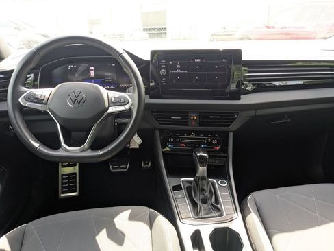 Used 2025 Volkswagen Jetta Sport FWD image 23