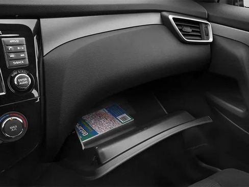 Used 2014 Nissan Rogue S FWD image 19