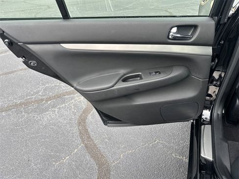 Used 2015 INFINITI Q40 w/ Navigation Package image 21