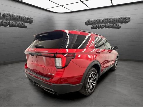 Used 2025 Ford Explorer ST-Line AWD/4WD image 5