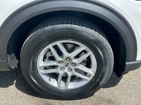 New 2026 Ford Explorer Active image 6