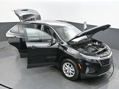 Used 2024 Chevrolet Equinox LT image 34