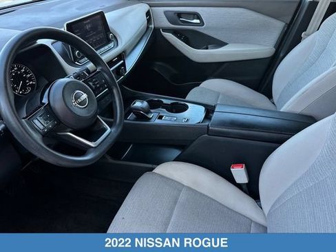 Used 2022 Nissan Rogue SV FWD image 11