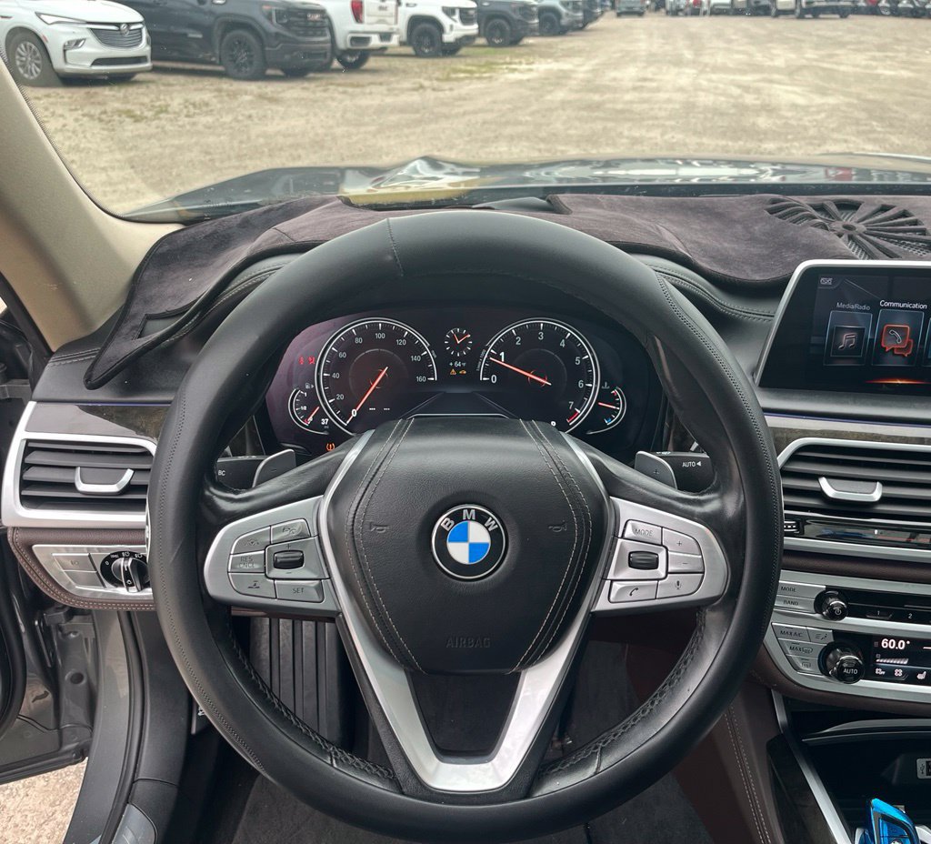 Used 2016 BMW 740i RWD image 22