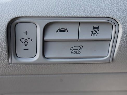 Certified 2024 Kia Sorento SX Prestige image 24