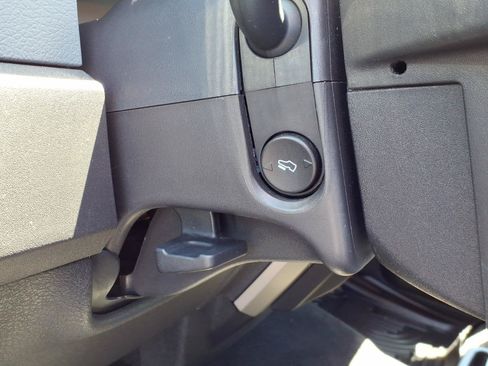 Used 2013 Ford F150 XLT w/ Luxury Equipment Group AWD/4WD image 10
