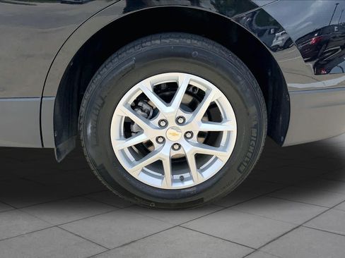 Used 2024 Chevrolet Equinox LS w/ LS Convenience Package FWD image 21