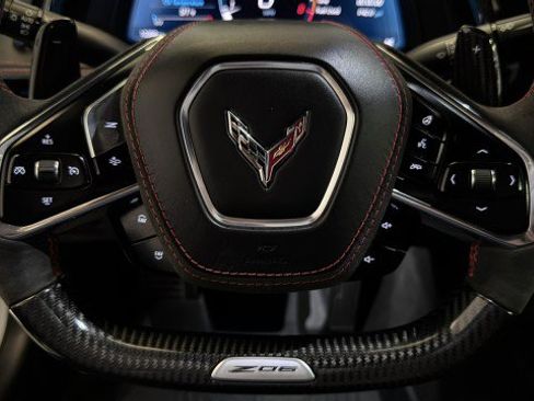 Used 2024 Chevrolet Corvette Z06 w/ Z07 Performance Package RWD image 10