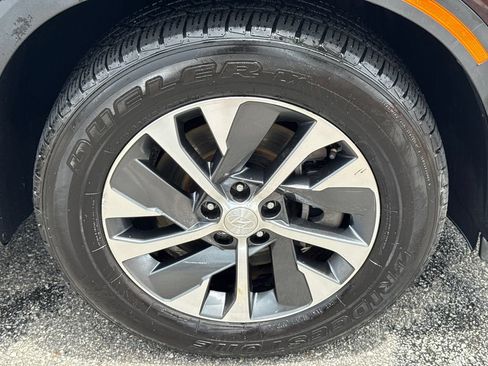 Used 2022 Hyundai Palisade SEL FWD image 14