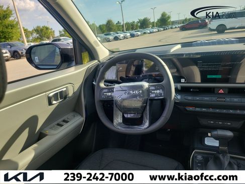 New 2027 Kia Seltos S FWD image 22