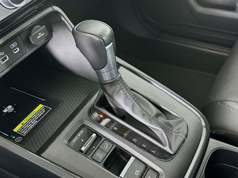 Used 2025 Honda CR-V EX-L image 24