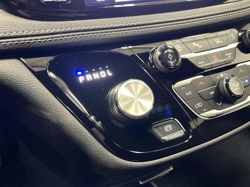 New 2026 Chrysler Pacifica Select image 21