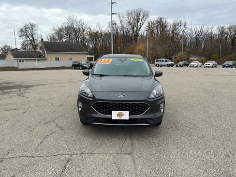 Used 2020 Ford Escape SEL image 3