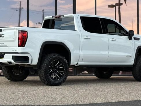 Used 2023 GMC Sierra 1500 AT4 w/ AT4 Premium Package AWD/4WD image 12