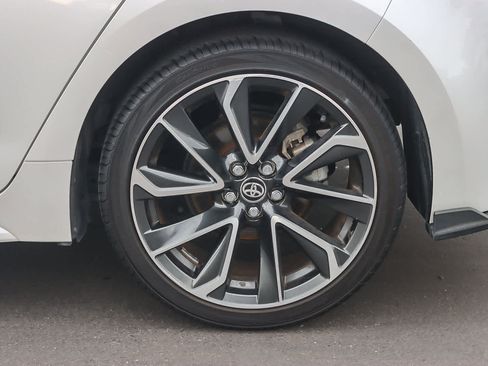 Used 2021 Toyota Corolla XSE image 10