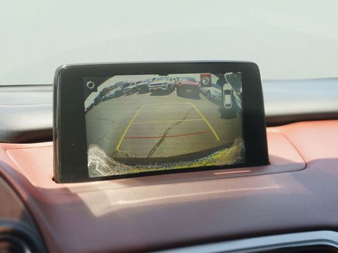 Used 2018 MAZDA CX-9 Signature AWD/4WD image 30