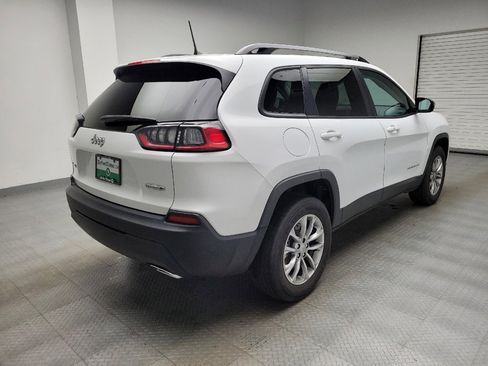 Used 2022 Jeep Cherokee Latitude Lux w/ Sun & Sound Group AWD/4WD image 9