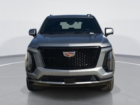 Certified 2025 Cadillac Escalade Sport image 2