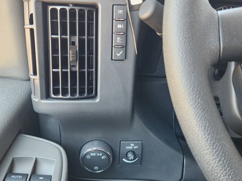 New 2025 Chevrolet Express 3500 w/ Power Convenience Package image 23