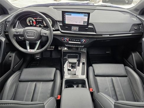 Used 2021 Audi SQ5 Prestige w/ Prestige Package image 3